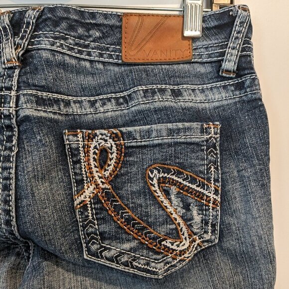 Vanity Premium Collection Curvy Jeans Cropped Capri Distressed Women's Size 28 - Picture 9 of 16